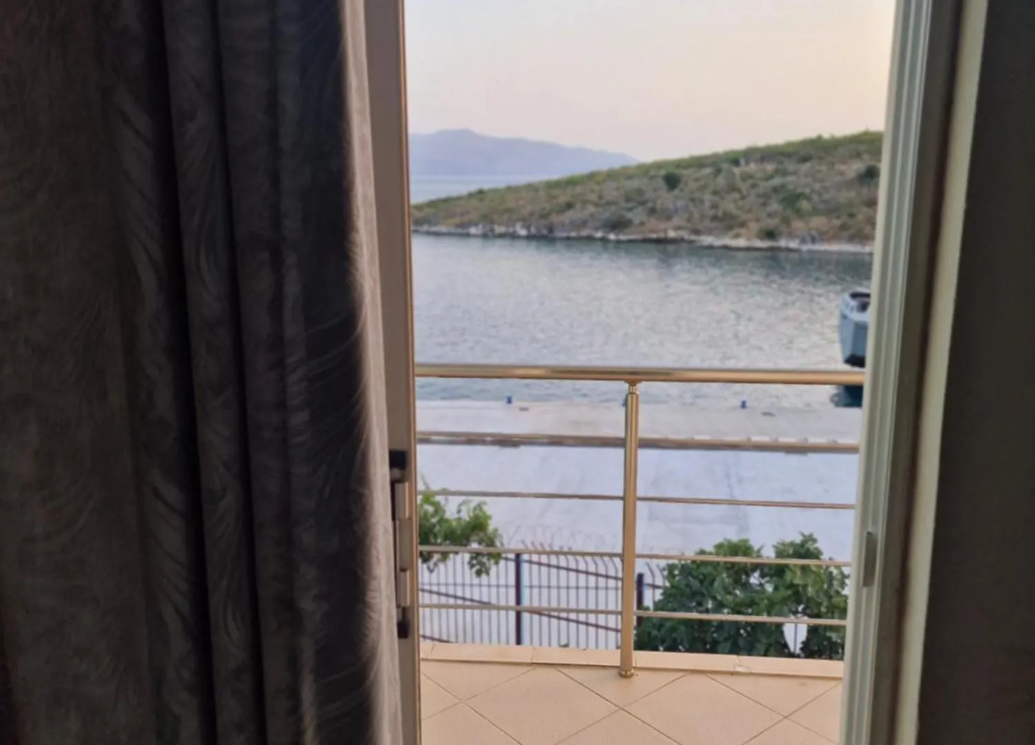 Marina Suites Sarande Apartment