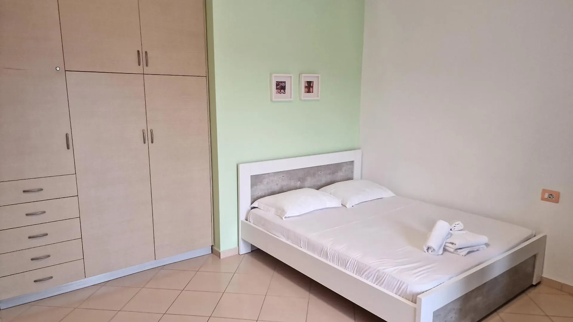 Marina Suites Sarande Apartment
