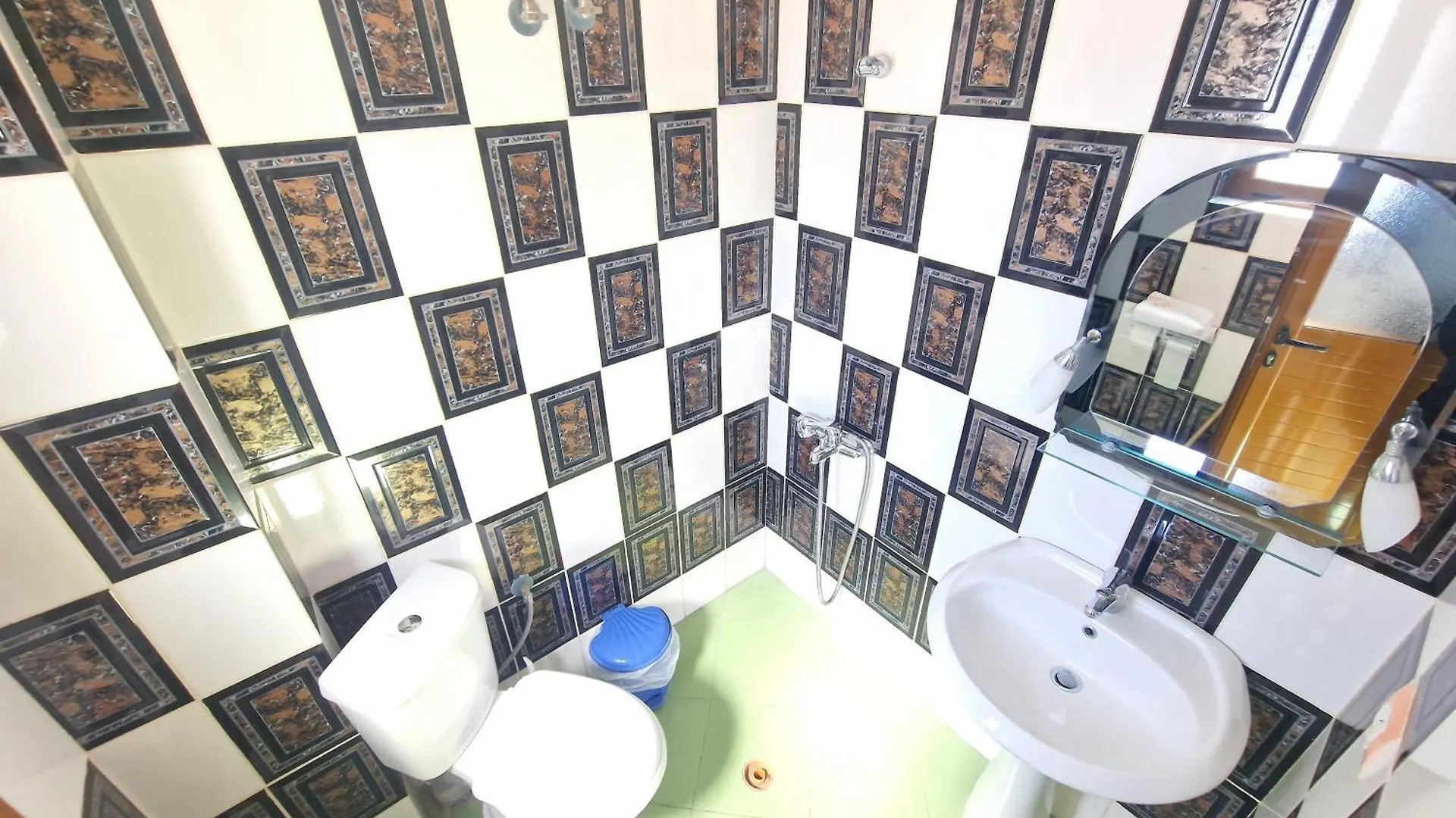 Marina Suites Sarande